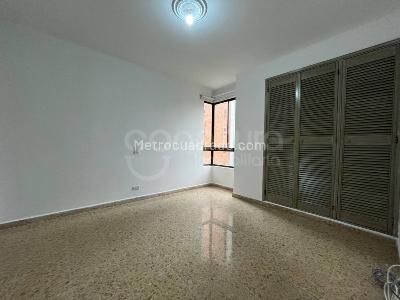 Apartamento en arriendo en Milla De Oro, Medellín · foto 11 de 18