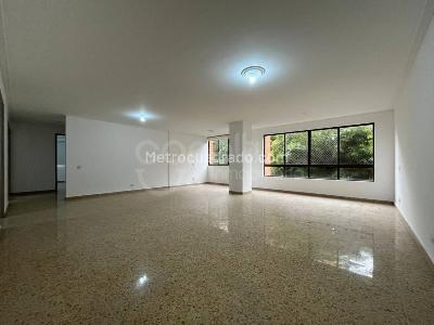 Apartamento en arriendo en Milla De Oro, Medellín · foto 7 de 18