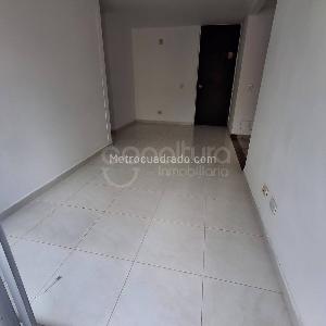 Apartamento en venta en Viviendas Del Sur, Itagüí · foto 3 de 17
