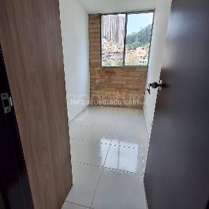 Apartamento en venta en Viviendas Del Sur, Itagüí · foto 8 de 17