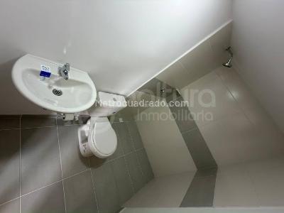 Apartamento en venta en Robledo, Medellín · foto 9 de 19