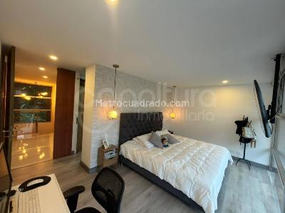 Apartamento en venta en El Tesoro, Medellín · foto 7 de 14