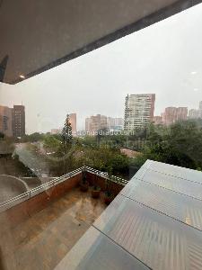 Apartamento en venta en El Tesoro, Medellín · foto 13 de 14