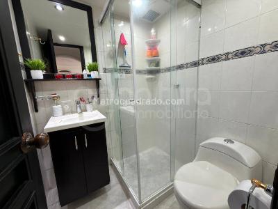 Apartamento de 3 alcobas en venta en Calasanz, Medellín, 54 m² · foto 11 de 16
