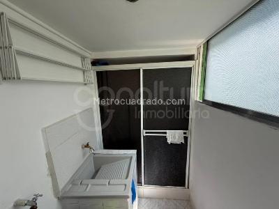 Apartamento de 3 alcobas en venta en Calasanz, Medellín, 54 m² · foto 12 de 16