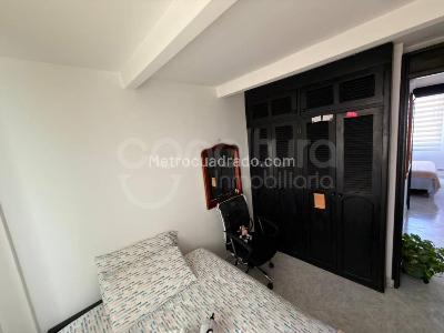Apartamento de 3 alcobas en venta en Calasanz, Medellín, 54 m² · foto 9 de 16