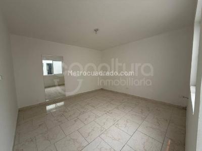 Casa en arriendo en Manila, Medellín · foto 9 de 20