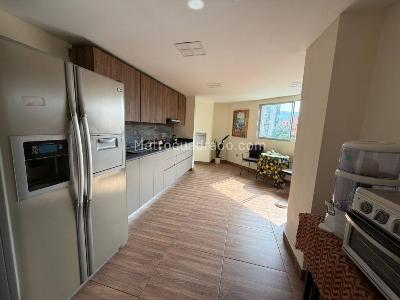 Apartamento en arriendo en Milla De Oro, Medellín · foto 3 de 18