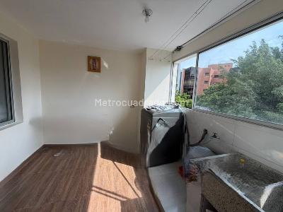 Apartamento en arriendo en Milla De Oro, Medellín · foto 17 de 18