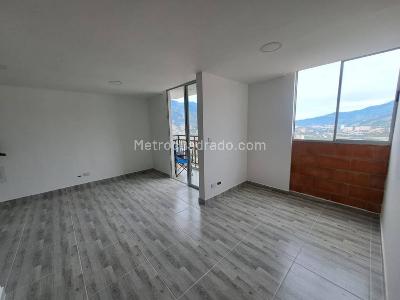 Apartamento de 2 alcobas en venta en Santa Ana, Bello, 52 m² · foto 5 de 15