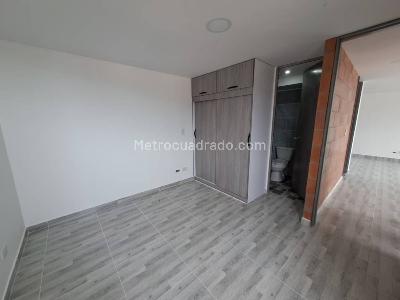 Apartamento de 2 alcobas en venta en Santa Ana, Bello, 52 m² · foto 9 de 15