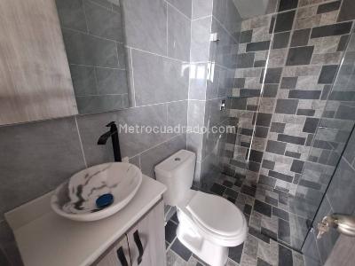 Apartamento de 2 alcobas en venta en Santa Ana, Bello, 52 m² · foto 11 de 15
