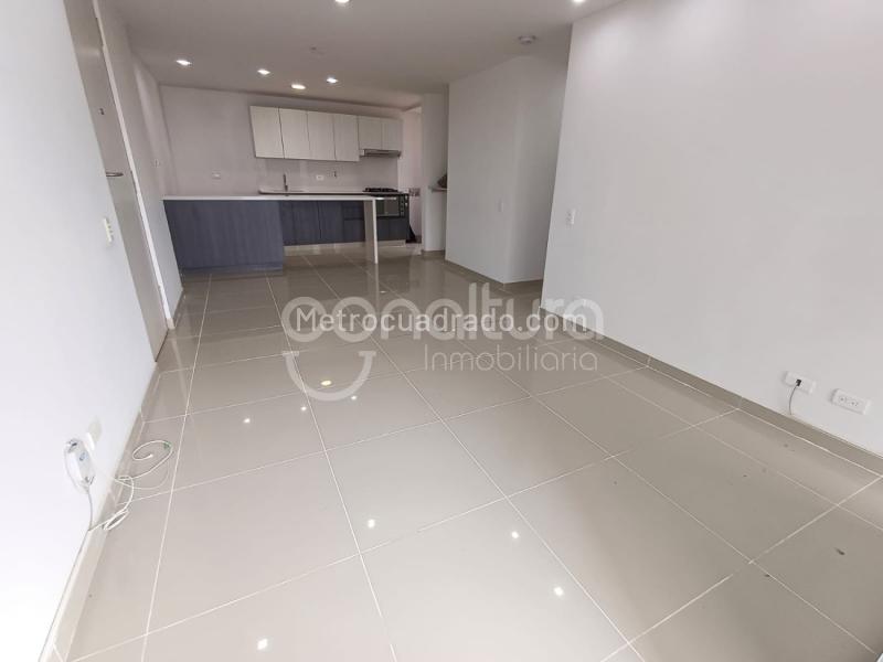 3BR Apartment in Loma Del Escobero (110 m²) - 3