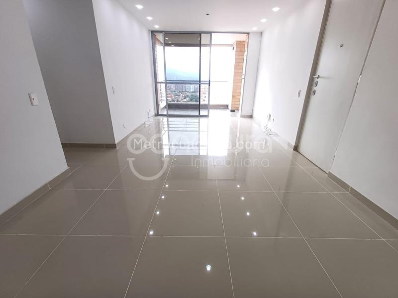 3BR Apartment in Loma Del Escobero (110 m²) - 4