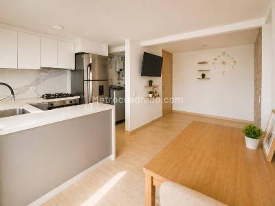 Apartamento de 3 alcobas en venta en San Gabriel, Bello, 54 m² · foto 2 de 10