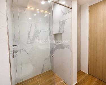 Apartamento de 3 alcobas en venta en San Gabriel, Bello, 54 m² · foto 7 de 10