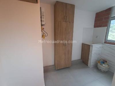 Apartamento de 2 alcobas en venta en Serramonte, Bello, 54 m² · foto 11 de 14