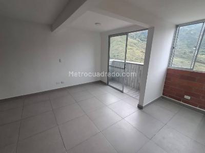 Apartamento de 2 alcobas en venta en Serramonte, Bello, 54 m² · foto 4 de 14