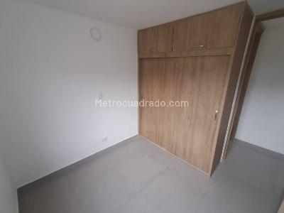 Apartamento de 2 alcobas en venta en Serramonte, Bello, 54 m² · foto 6 de 14