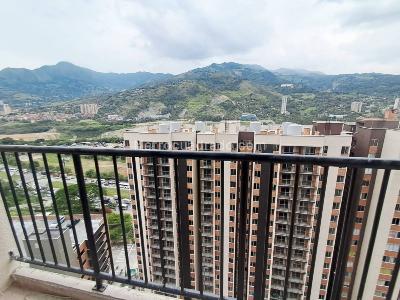 Apartamento de 3 alcobas en venta en La Navarra, Bello, 55 m² · foto 13 de 14