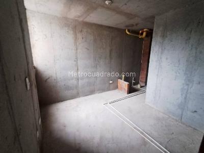 Apartamento de 3 alcobas en venta en La Navarra, Bello, 55 m² · foto 8 de 14