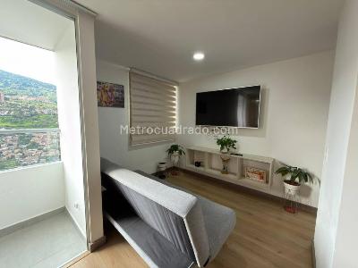 Apartamento en venta en Calasanz, Medellín · foto 8 de 20