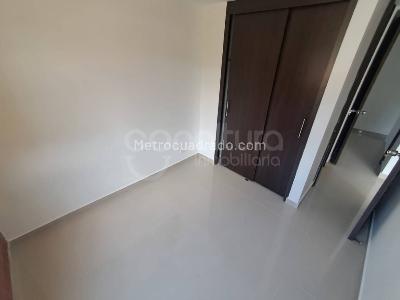 Apartamento de 2 alcobas en venta en Machado, Bello, 40 m² · foto 12 de 19