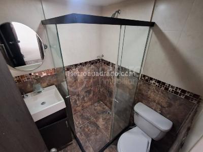 Apartamento de 2 alcobas en venta en Machado, Bello, 40 m² · foto 13 de 19