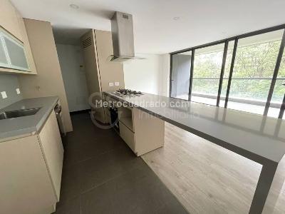 Apartamento en arriendo en Las Palmas, Medellín · foto 3 de 15