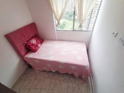 Apartamento de 3 alcobas en venta en San Gabriel, Bello, 58 m² · foto 13 de 20