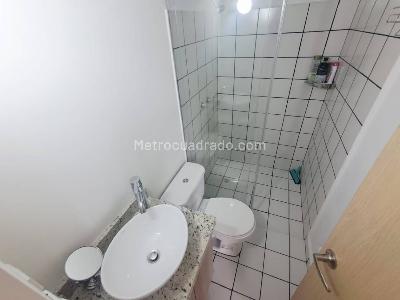 Apartamento de 3 alcobas en venta en San Gabriel, Bello, 58 m² · foto 15 de 20