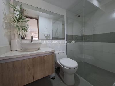 Apartamento de 3 alcobas en venta en San Jose, Sabaneta, 62 m² · foto 10 de 11