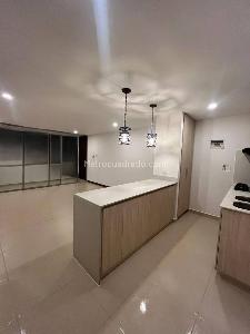 Apartamento de 3 alcobas en arriendo en El Poblado, Medellín, 100 m² · foto 2 de 20