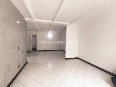 Apartamento de 4 alcobas en arriendo en El Poblado, Medellín, 95 m² · foto 5 de 20