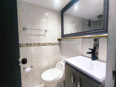 Apartamento de 4 alcobas en arriendo en El Poblado, Medellín, 95 m² · foto 19 de 20