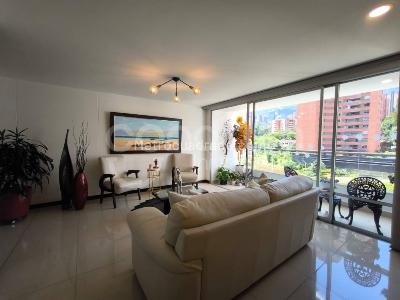 Apartamento de 3 alcobas en venta en Los Balsos, Medellín, 99 m² · foto 4 de 20