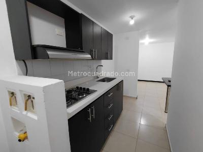 Apartamento en venta en Ditaires, Itagüí · foto 3 de 14