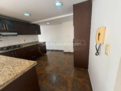 Apartamento de 3 alcobas en venta en La Concha, Medellín, 107 m² · foto 4 de 20