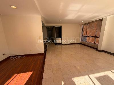 Apartamento de 3 alcobas en venta en La Concha, Medellín, 107 m² · foto 8 de 20
