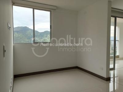 Apartamento de 2 alcobas en venta en Suramerica, Itagüí, 66 m² · foto 12 de 17