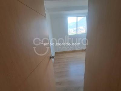 Apartamento de 3 alcobas en venta en Madera, Bello, 68 m² · foto 10 de 20
