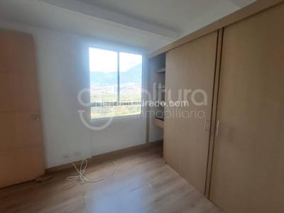 Apartamento de 3 alcobas en venta en Madera, Bello, 68 m² · foto 14 de 20