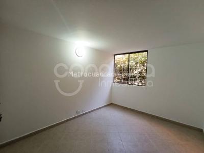 Apartamento de 4 alcobas en arriendo en Carlos E Restrepo, Medellín, 120 m² · foto 8 de 11