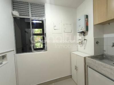 Apartamento de 3 alcobas en arriendo en Santa Fe, Medellín, 99 m² · foto 19 de 20