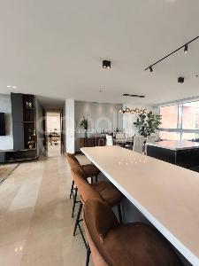 Apartamento en venta en El Tesoro, Medellín · foto 3 de 20