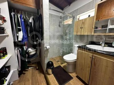 Apartamento en venta en Loma Del Barro, Envigado · foto 12 de 13