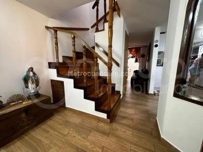 Apartamento en venta en Loma Del Barro, Envigado · foto 6 de 13