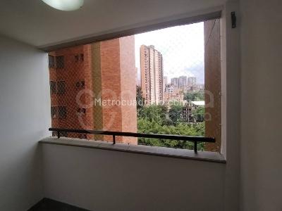 Apartamento de 3 alcobas en arriendo en Los Balsos, Medellín, 115 m² · foto 17 de 19