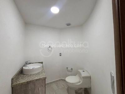 Apartamento en venta en El Tesoro, Medellín · foto 12 de 14