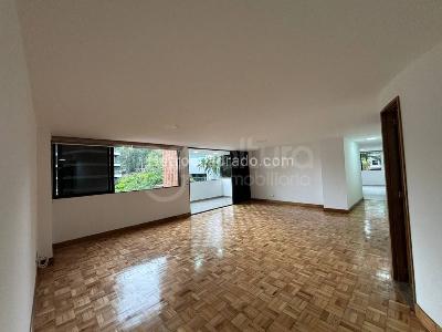 Apartamento en venta en El Tesoro, Medellín · foto 3 de 14